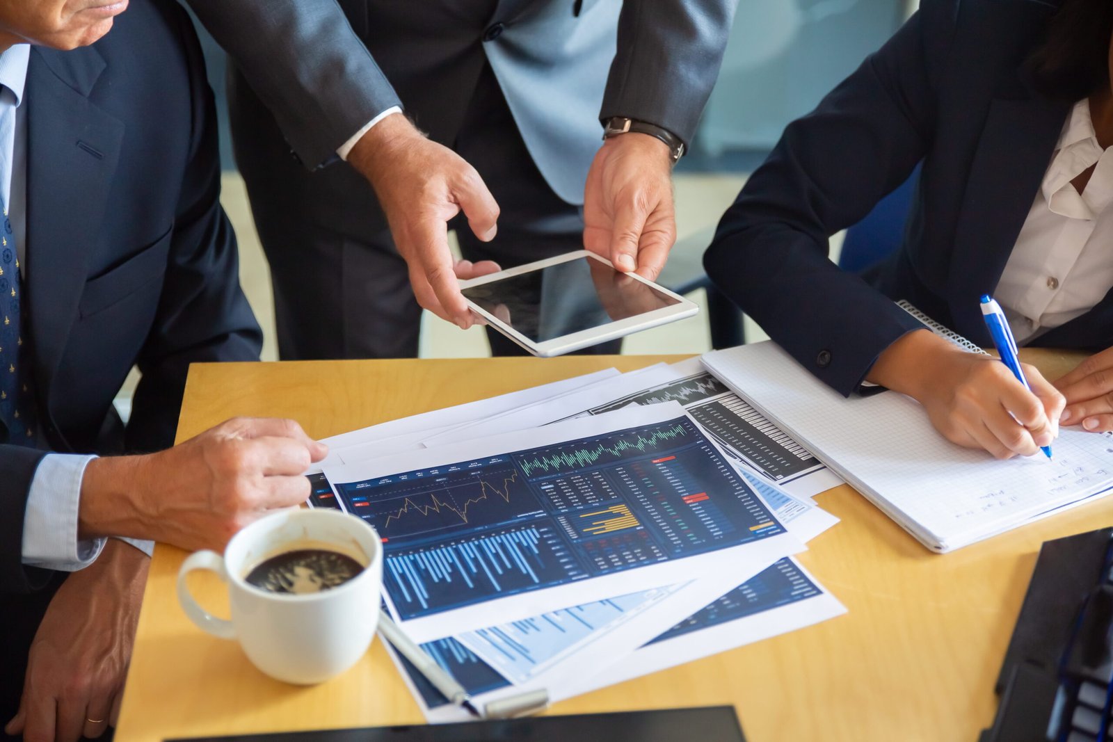 how-finance-analytics-&-automation-are-changing-accounting-advisory